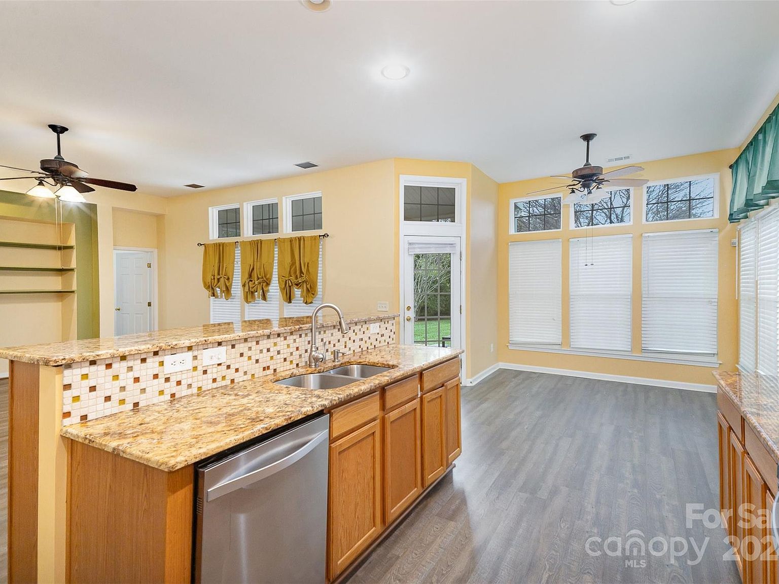 8511 Castledown Dr Huntersville, NC 28078 - Thumbnail 4