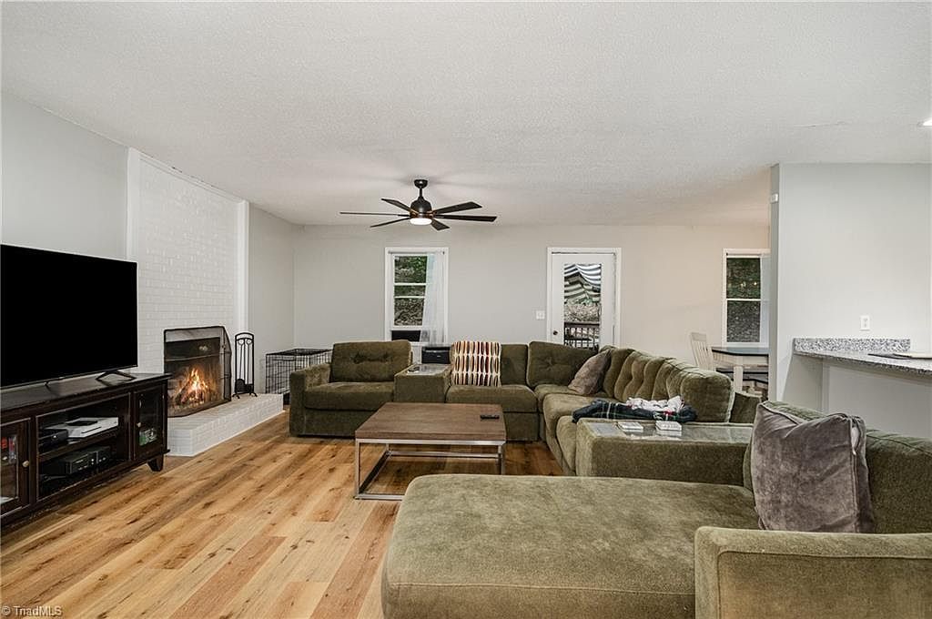 914 Tamworth Rd Asheboro, NC 27203 - Thumbnail 4