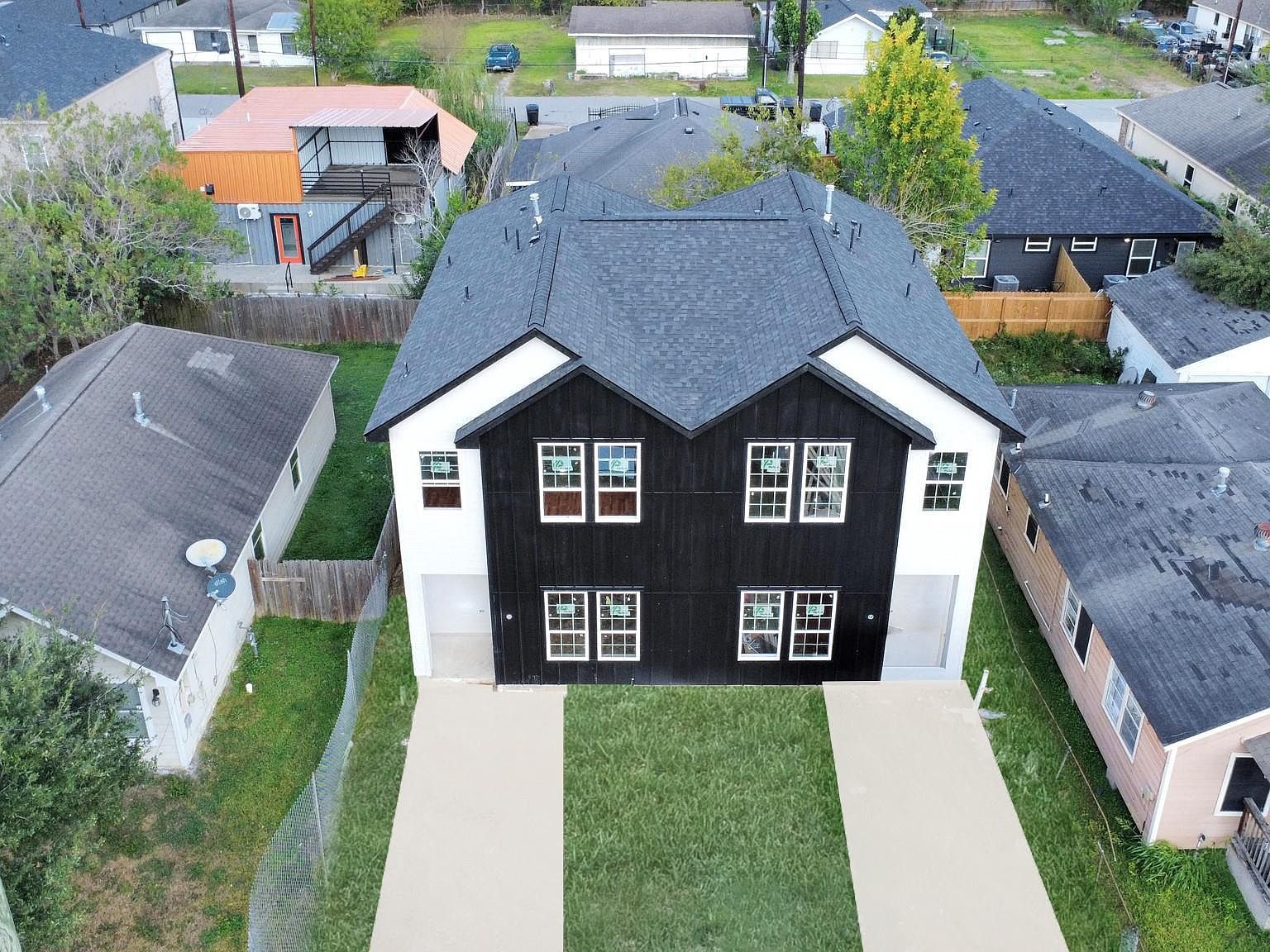 4413 McKinley St Houston, TX 77051 - Thumbnail 4