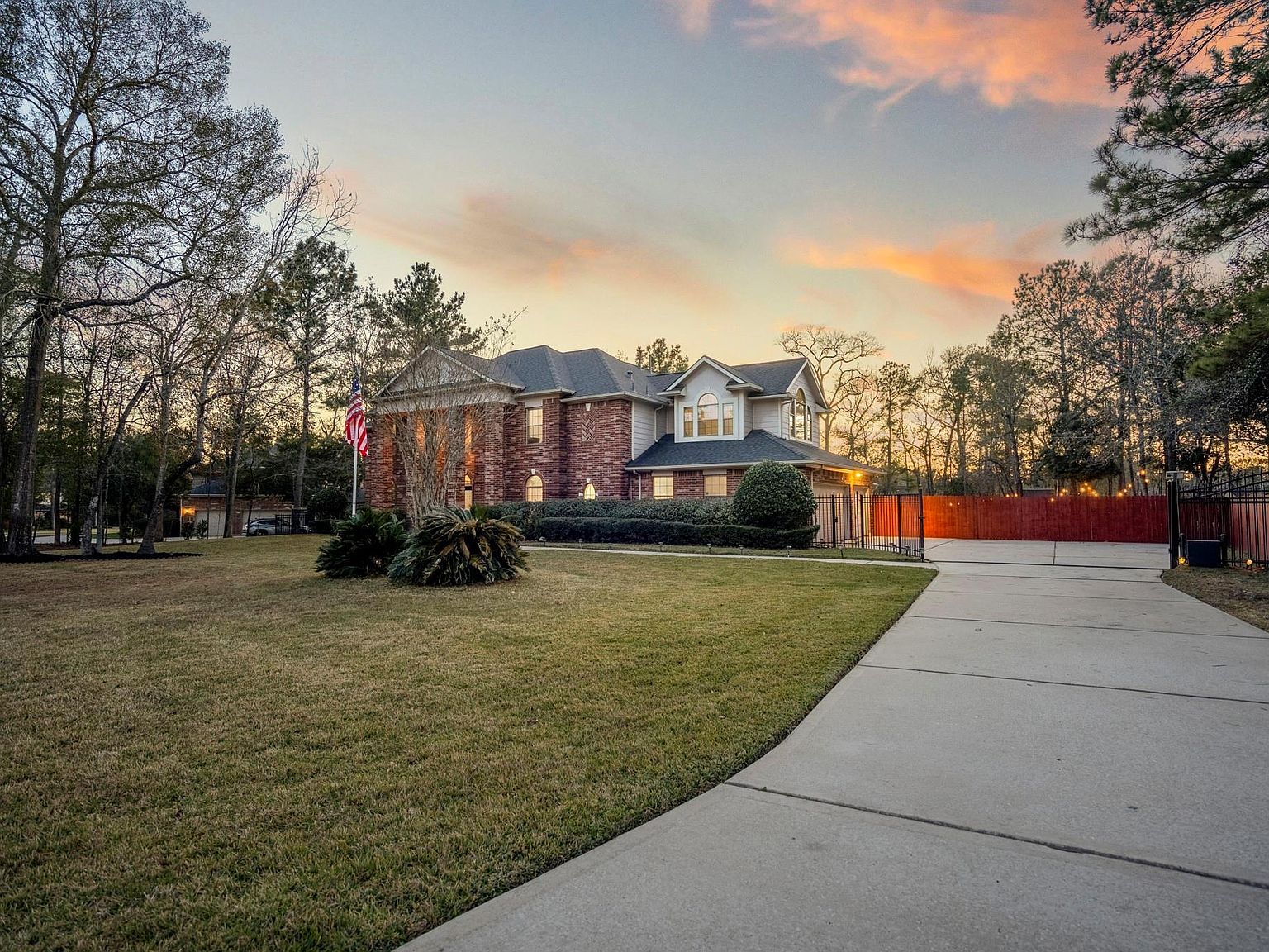 9003 Argonne Stone Ln Conroe, TX 77302 - Thumbnail 4