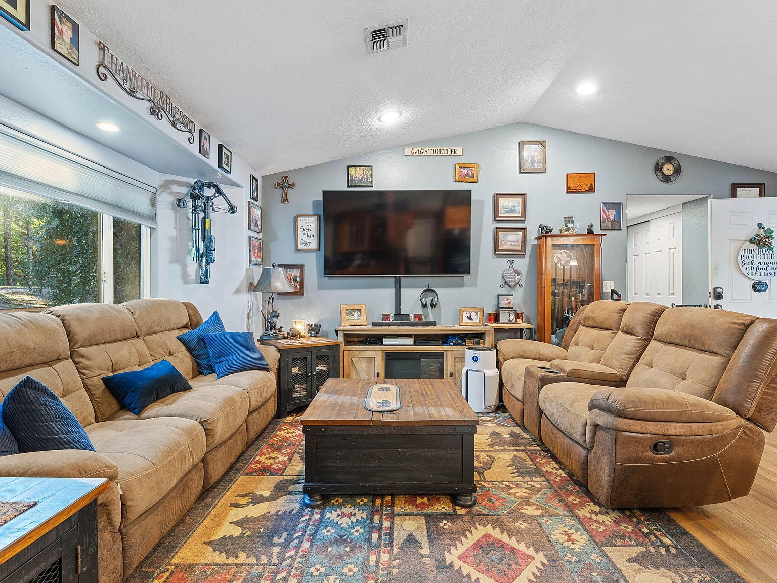 1492 Crooks Creek Rd Selma, OR 97538 - Thumbnail 4