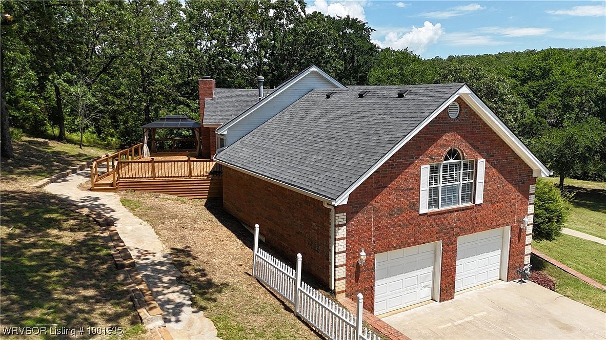 401 Todd St Poteau, OK 74953 - Thumbnail 4