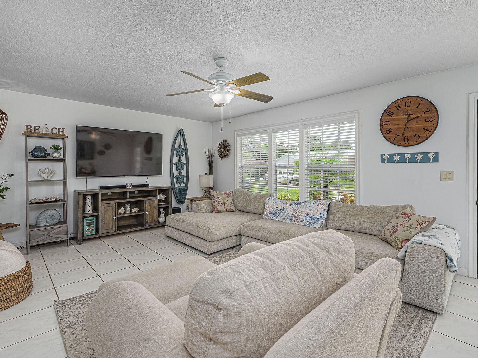 108 SW De Gouvea Ter Port Saint Lucie, FL 34984 - Thumbnail 4