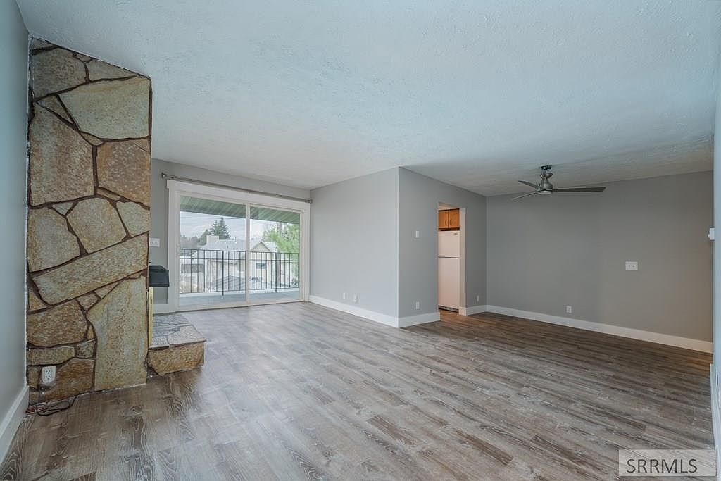 1446 S Woodruff Ave Idaho Falls, ID 83404 - Thumbnail 4