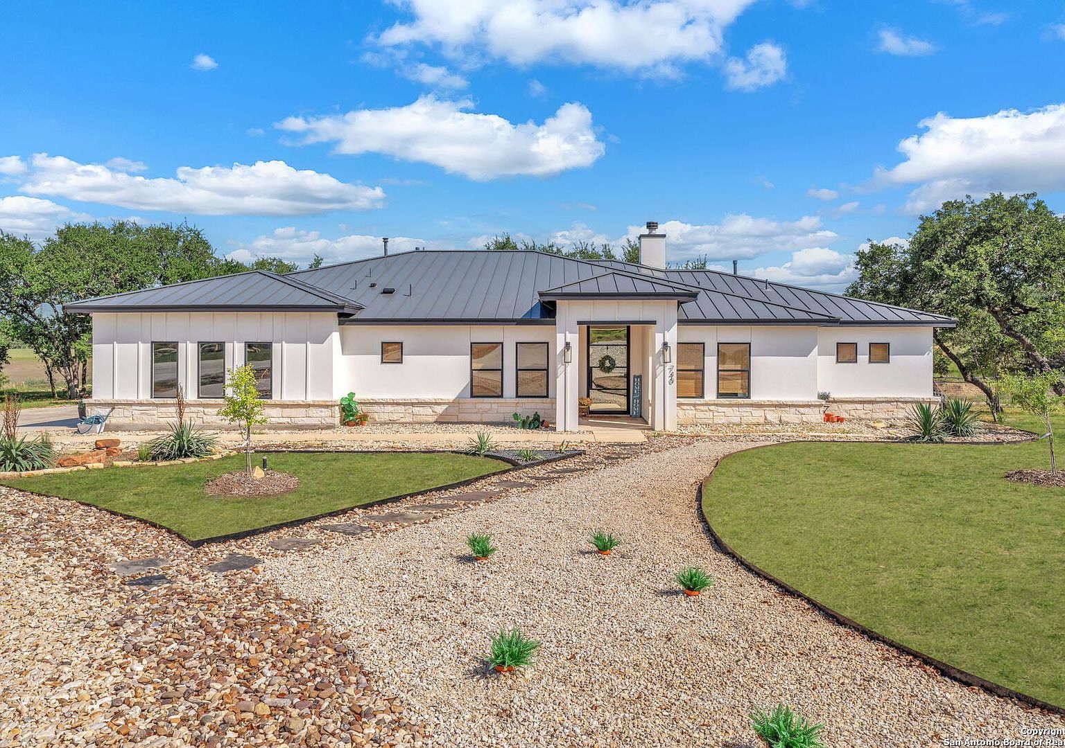 740 Sharp Springs Rd Bulverde, TX 78163 - Thumbnail 4