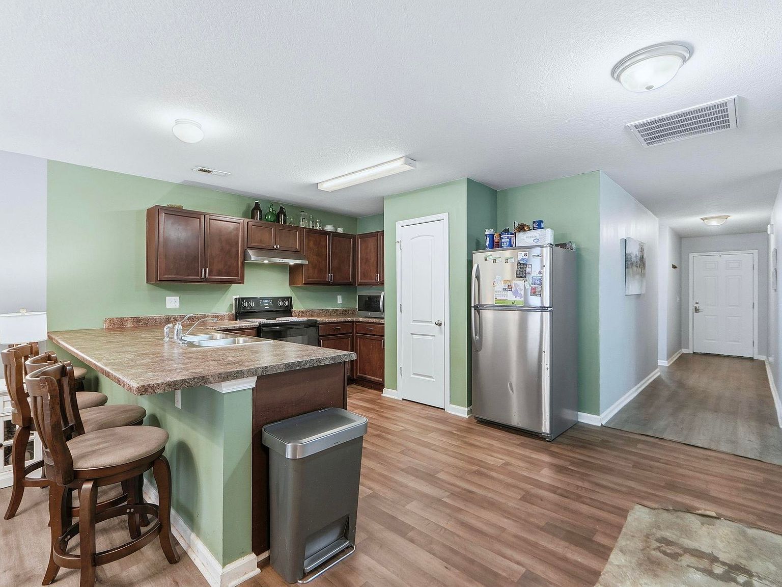 453 Arbor Ln Huntington, IN 46750 - Thumbnail 4