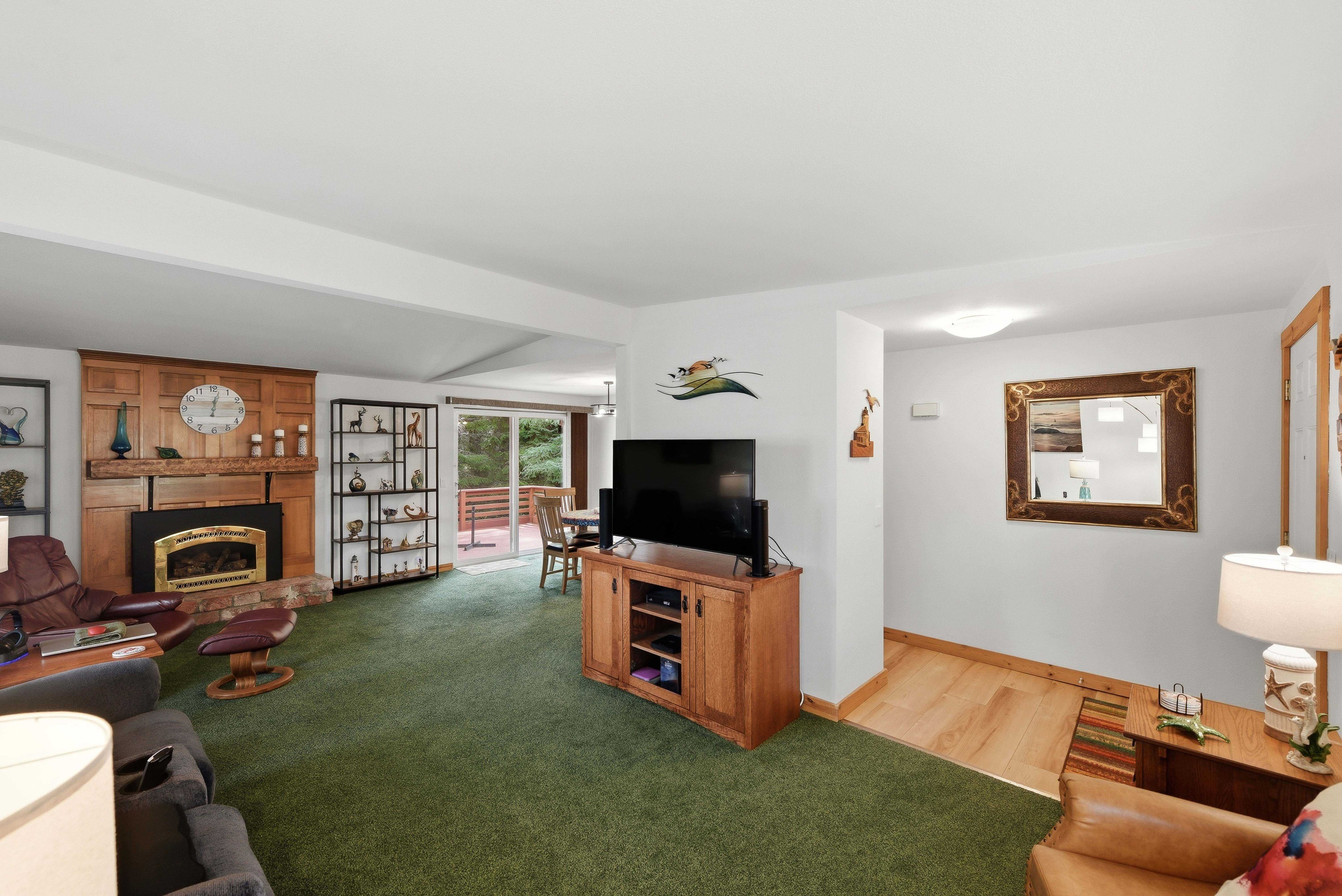 1623 Lincoln Street, North Bend, OR, USA, 97459 - Thumbnail 5