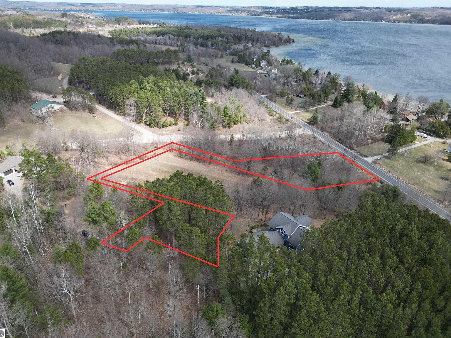 E Hidden Beech Rd Cedar, MI 49621 - Thumbnail 4