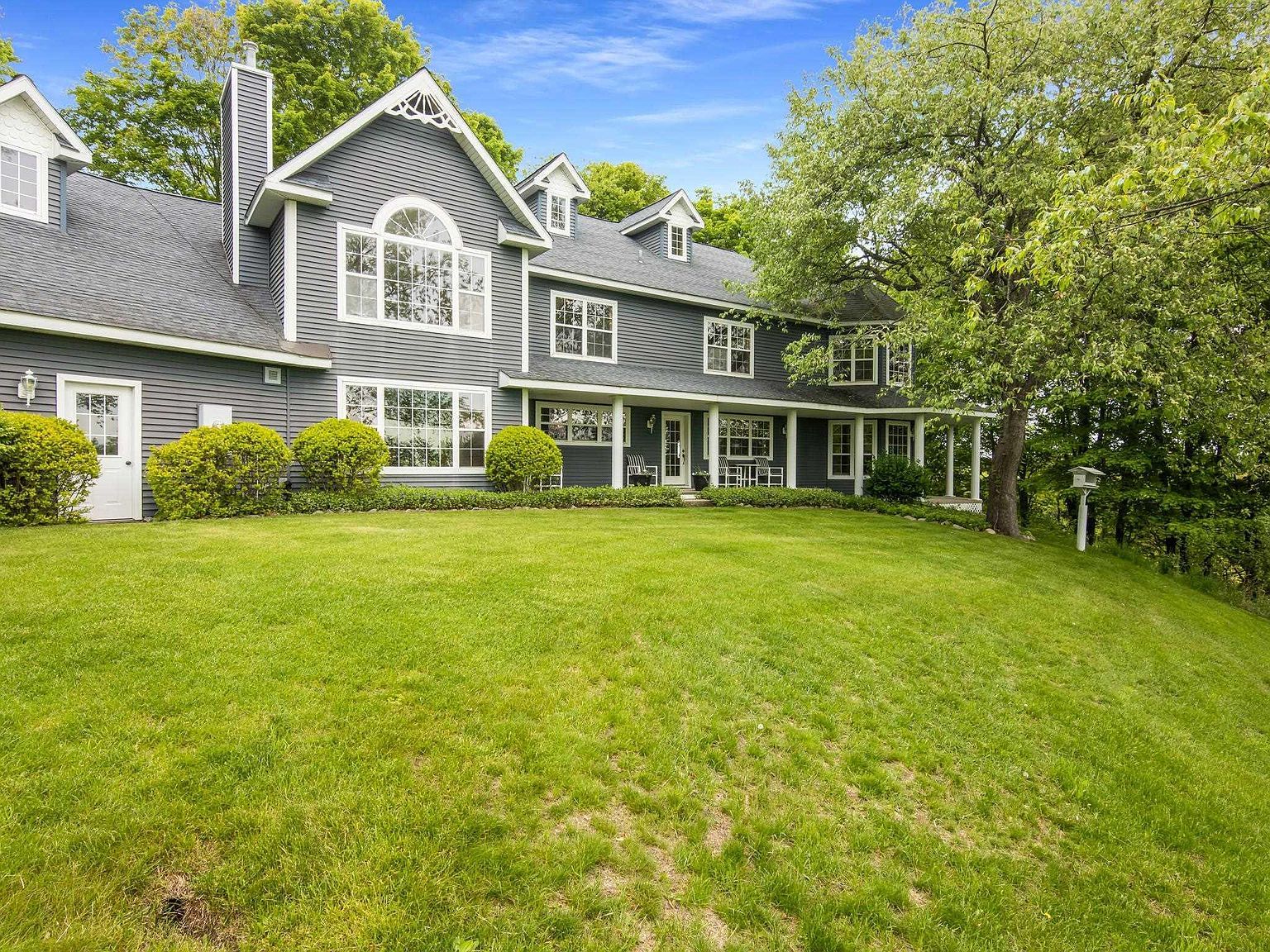 8401 S Sullivan Rd Cedar, MI 49621 - Thumbnail 4