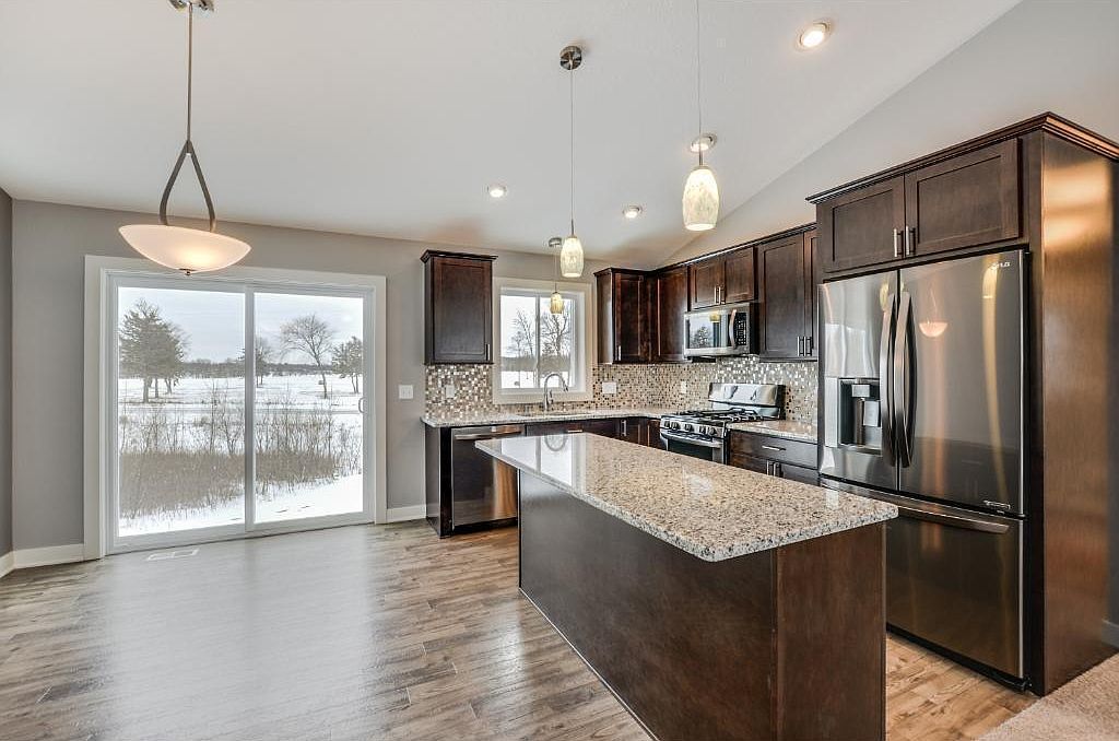 4787 261st St Wyoming, MN 55092 - Thumbnail 4