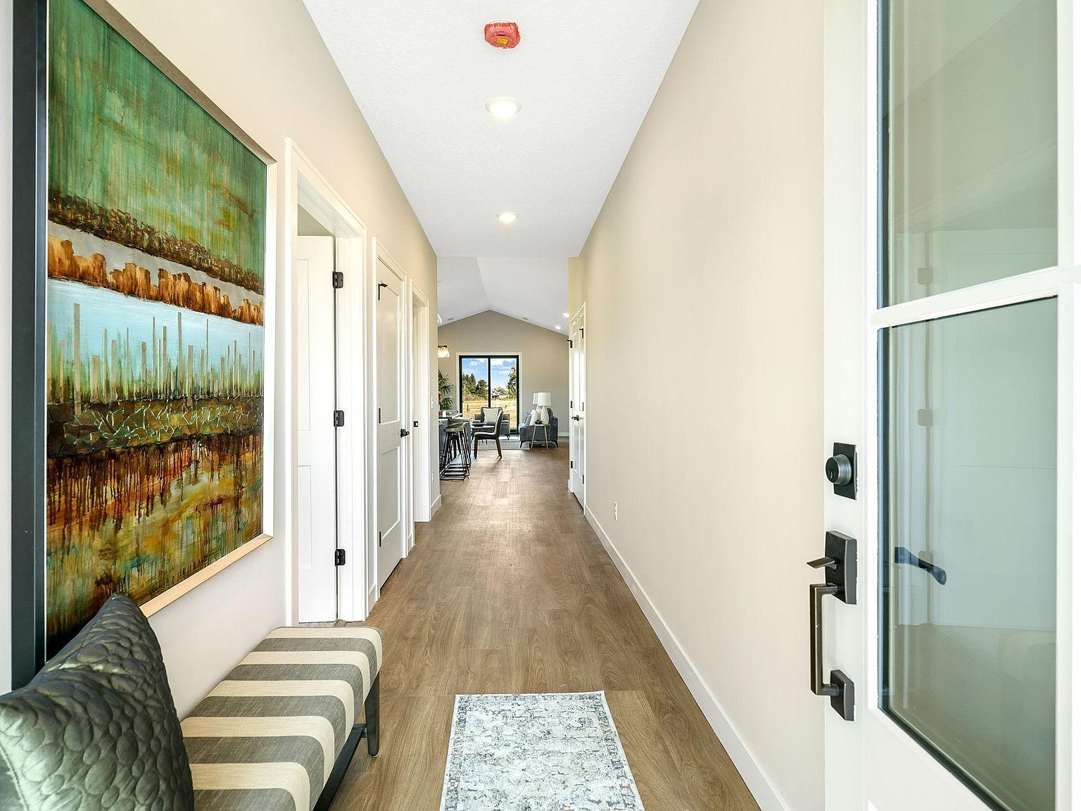 5042 258th St Wyoming, MN 55092 - Thumbnail 4