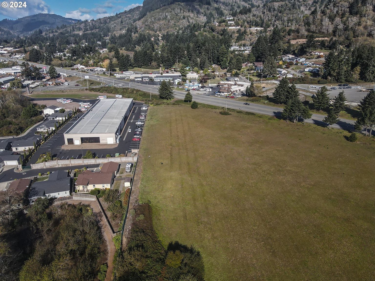 15870 Pedrioli Dr Brookings, OR 97415 - Thumbnail 4