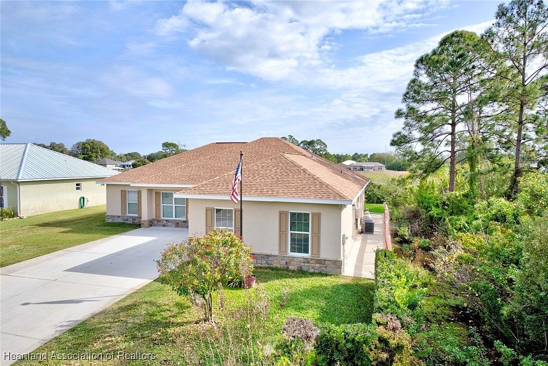 9236 Placid Lakes Blvd Lake Placid, FL 33852 - Thumbnail 4