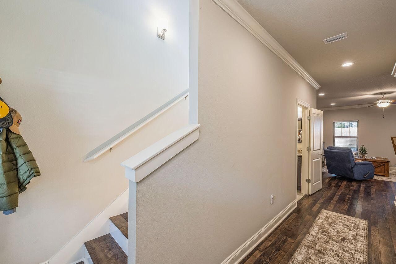 8520 Dinosaur Dr Navarre, FL 32566 - Thumbnail 4