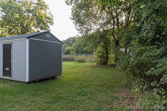 966 Walnut St Madison, IN 47250 - Thumbnail 4