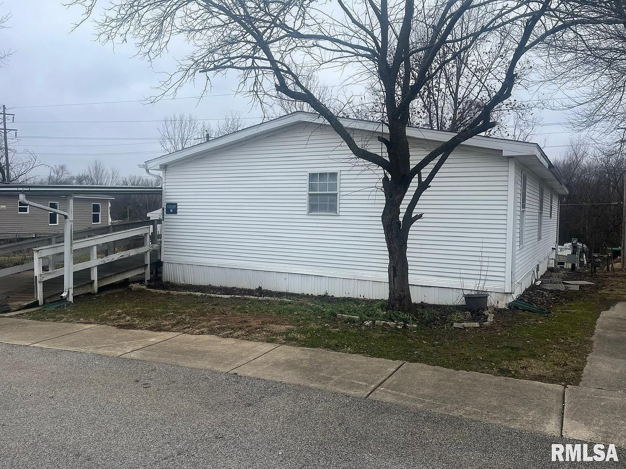 116 Shennadoh Dr Springfield, IL 62702 - Thumbnail 4