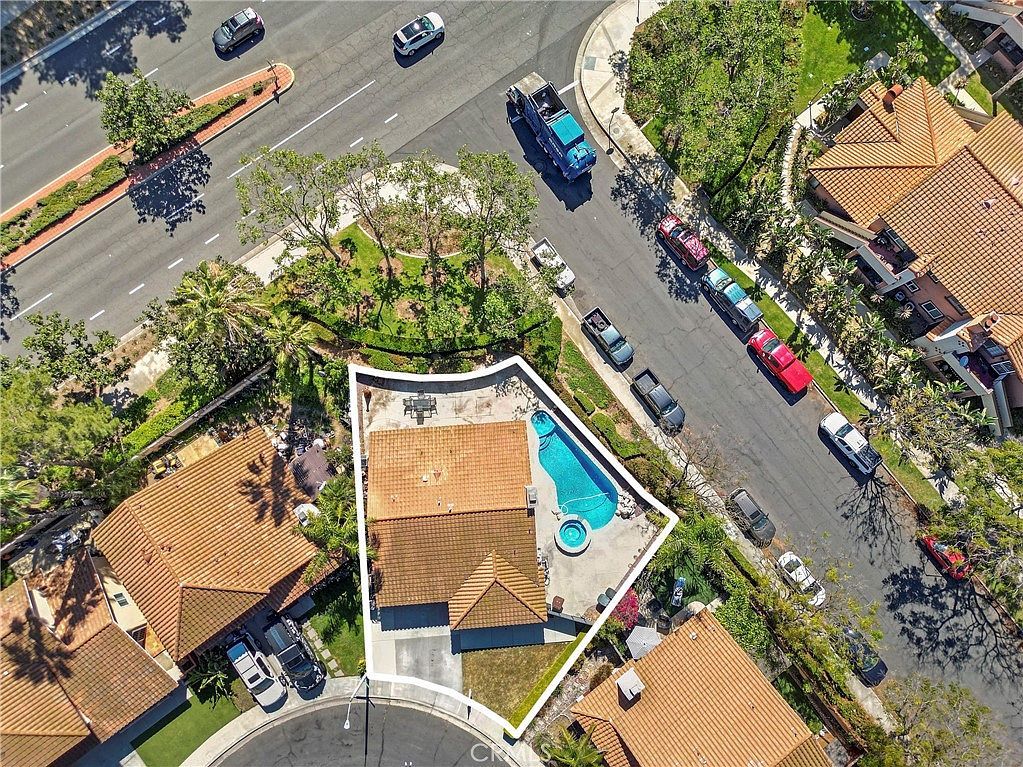 11 Via Becerra Rancho Santa Margarita, CA 92688 - Thumbnail 4