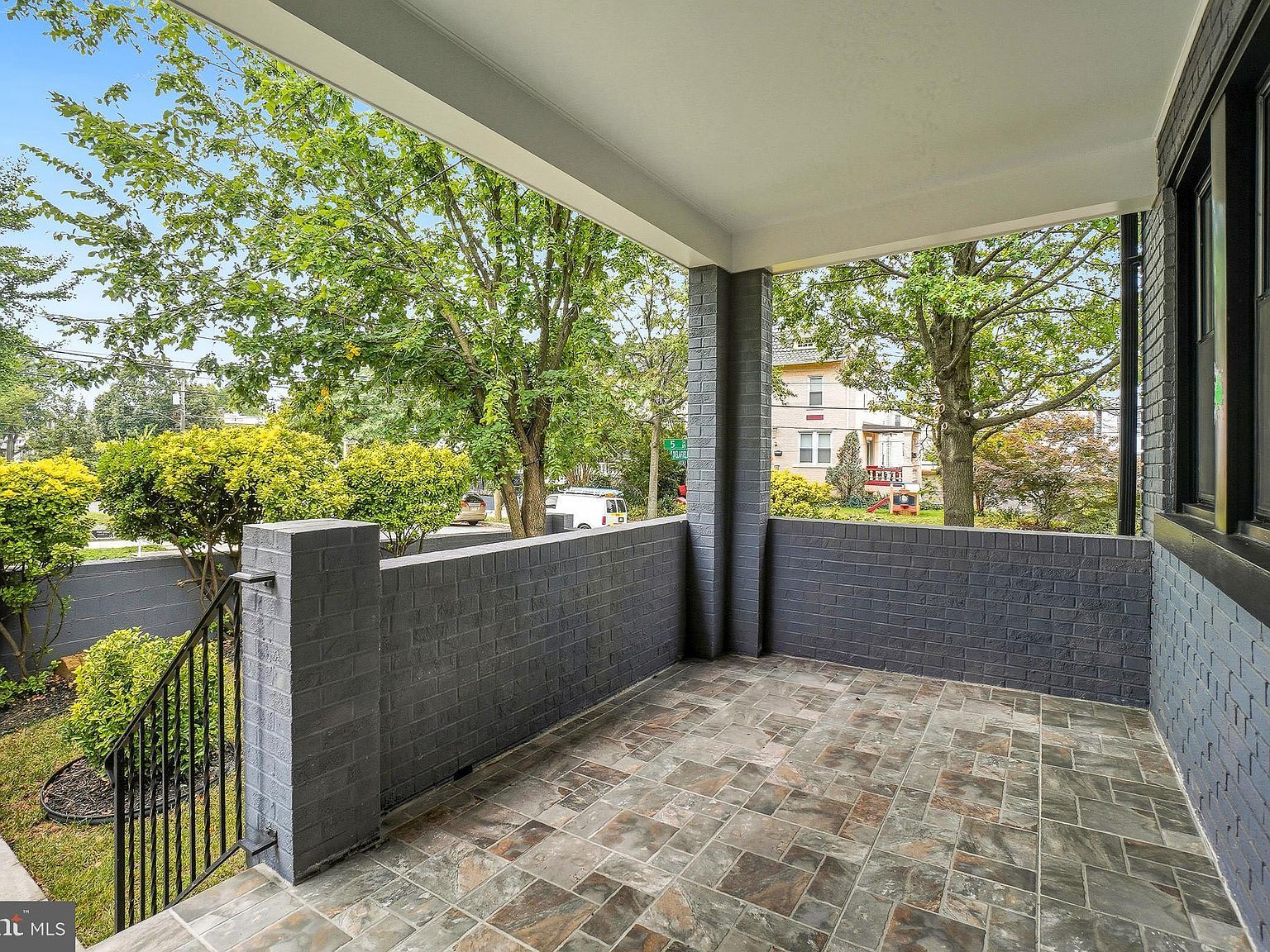 461 Delafield Pl NW Washington, DC 20011 - Thumbnail 4