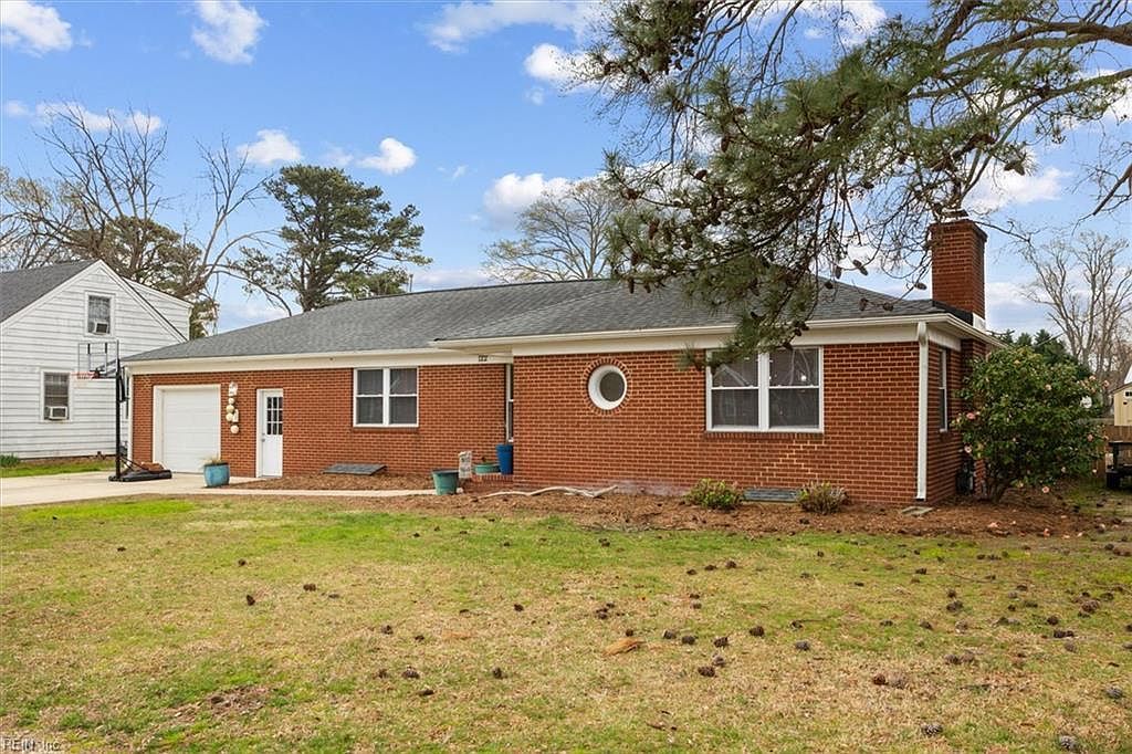 122 Chichester Ave Hampton, VA 23669 - Thumbnail 4