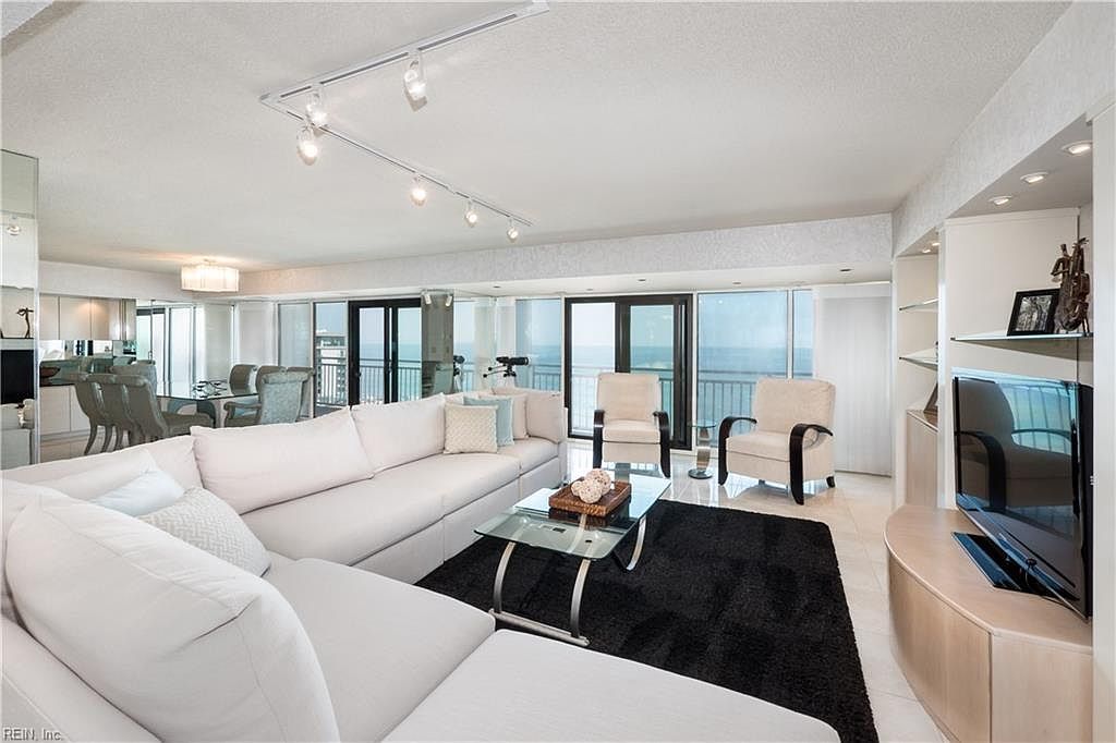 4004 Atlantic Ave APT PENTHOUSE 3 Virginia Beach, VA 23451 - Thumbnail 4