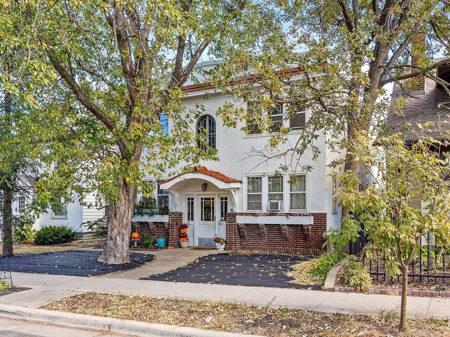 3421 Hennepin Ave APT 5 Minneapolis, MN 55408 - Thumbnail 4