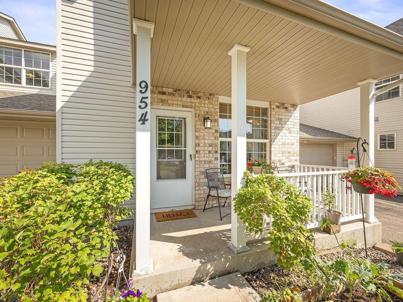 954 Conner St Chaska, MN 55318 - Thumbnail 4