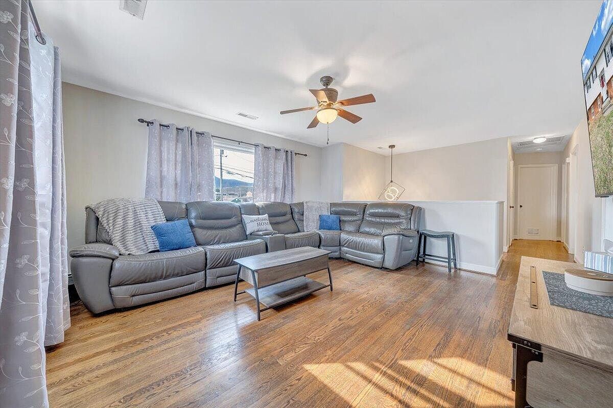 1541 Penley Blvd Salem, VA 24153 - Thumbnail 4