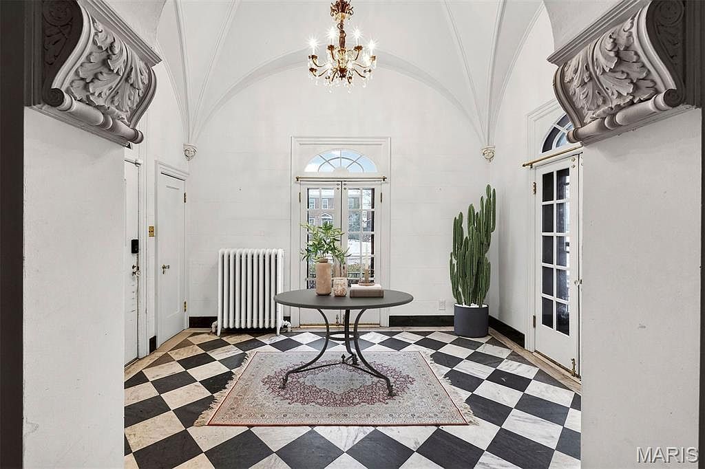 49 Aberdeen Pl Saint Louis, MO 63105 - Thumbnail 4