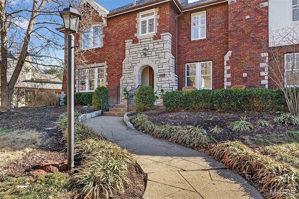 7298 Greenway Ave Saint Louis, MO 63130 - Thumbnail 4