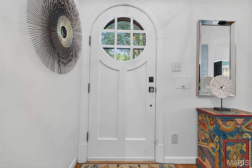 7718 Lile Ave Saint Louis, MO 63117 - Thumbnail 4