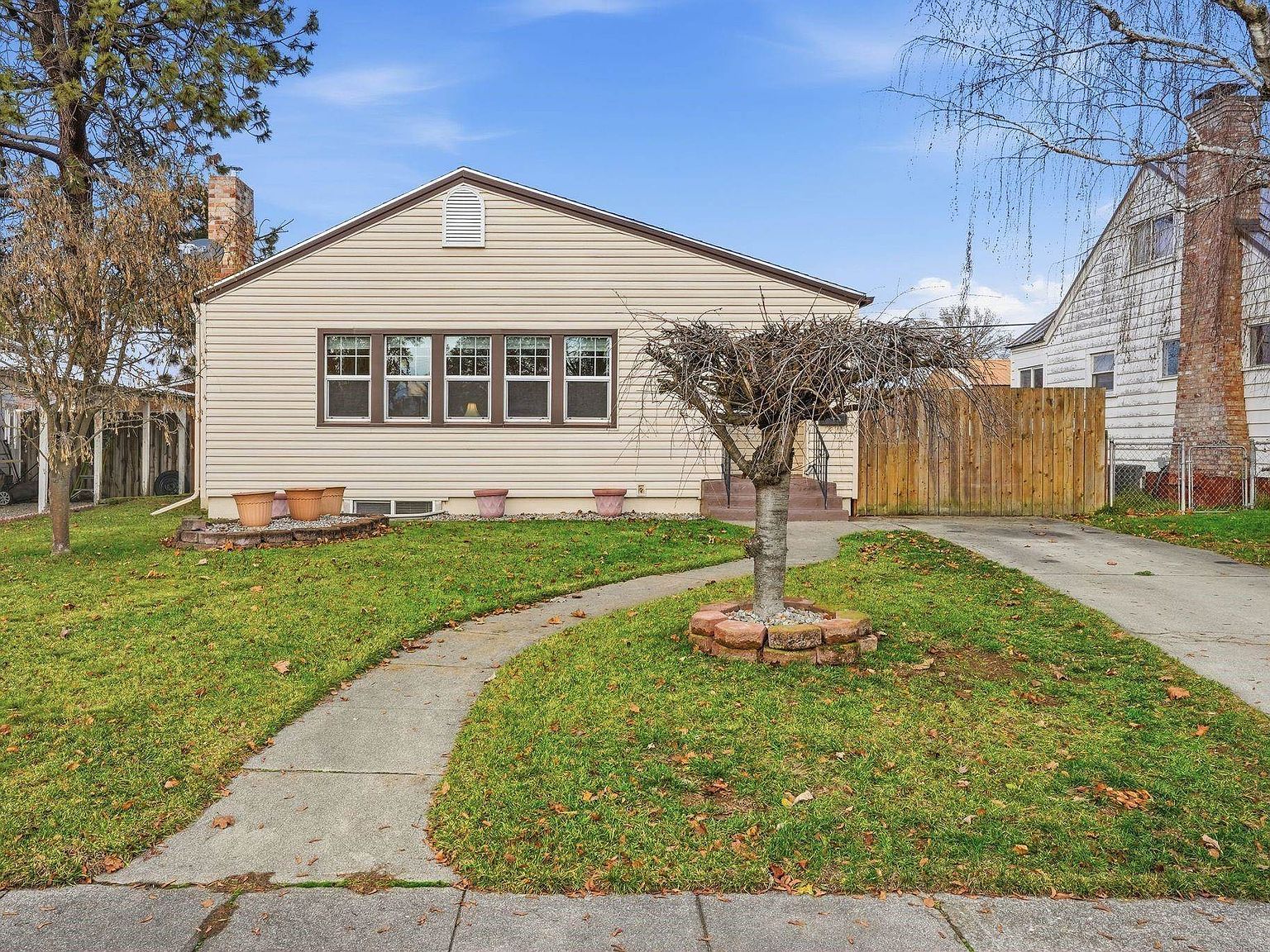 1023 E Queen Ave Spokane, WA 99207 - Thumbnail 4