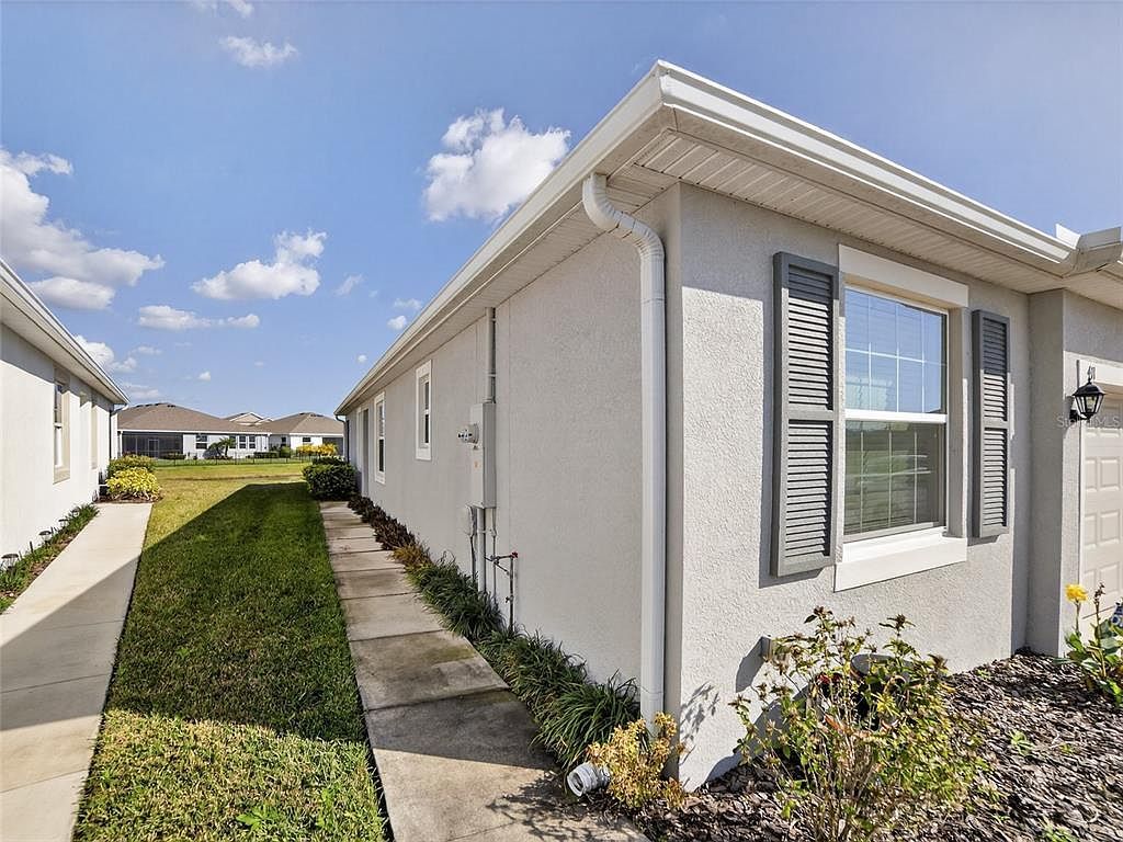 411 157th Ct E Bradenton, FL 34212 - Thumbnail 4