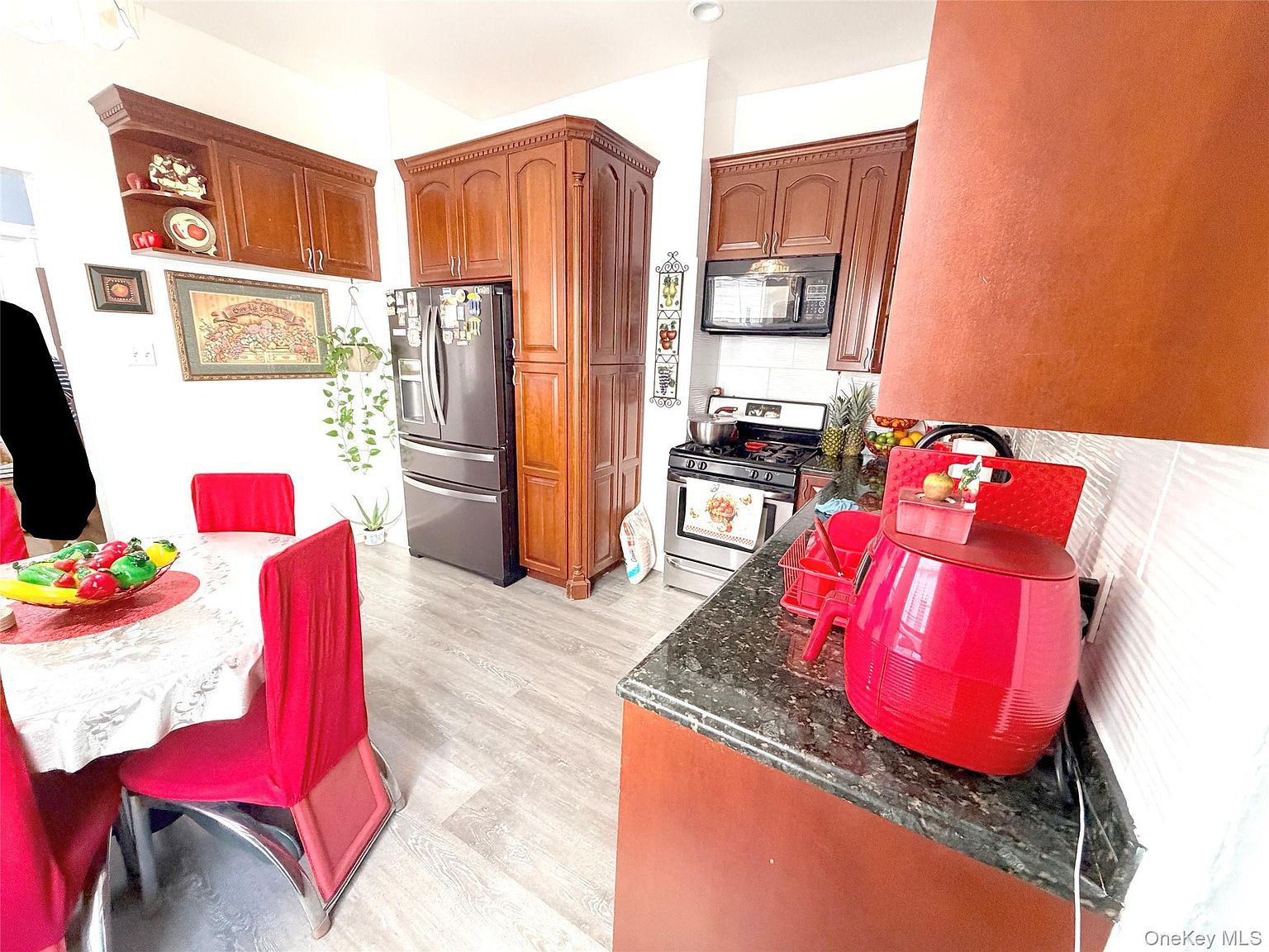 211 Sunnyside Ave Brooklyn, NY 11207 - Thumbnail 4