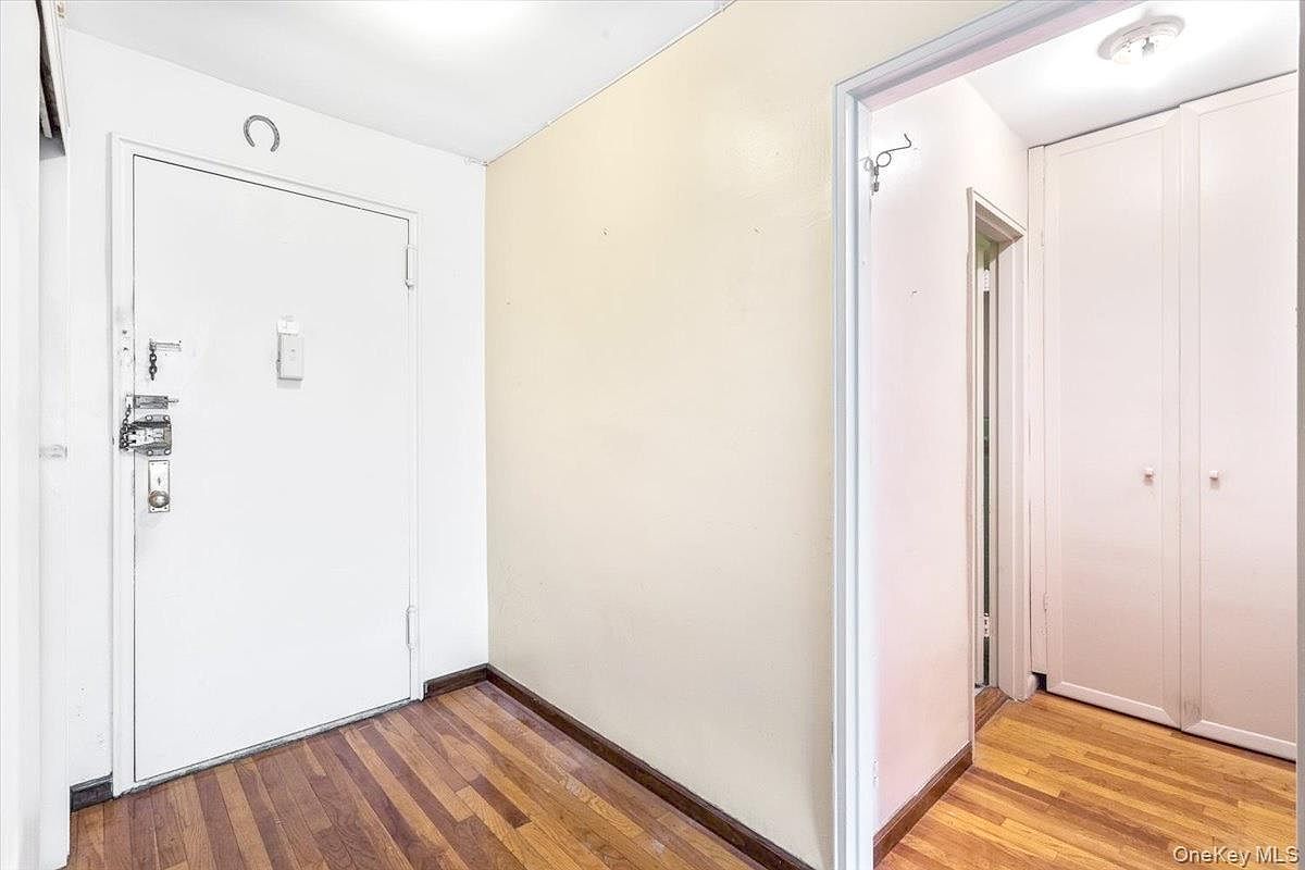 99-99 94th Ave #L5 South Richmond Hill, NY 11419 - Thumbnail 4