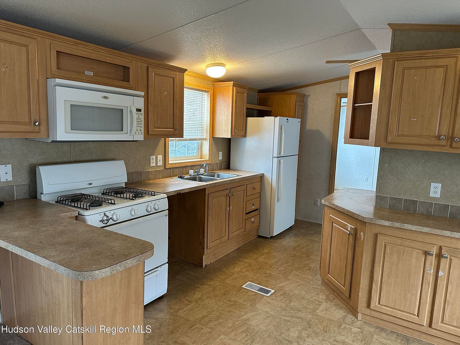 27 Mountain View Way #1 Stephentown, NY 12168 - Thumbnail 4