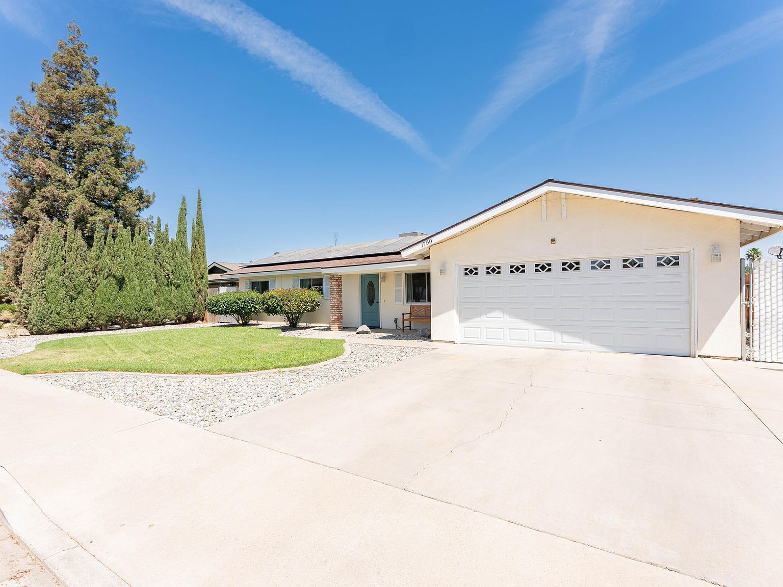 1750 Terry Cir Porterville, CA 93257 - Thumbnail 4