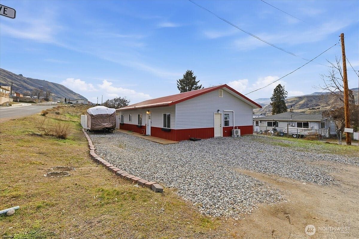 314 Orchard St Elmer City, WA 99124 - Thumbnail 4