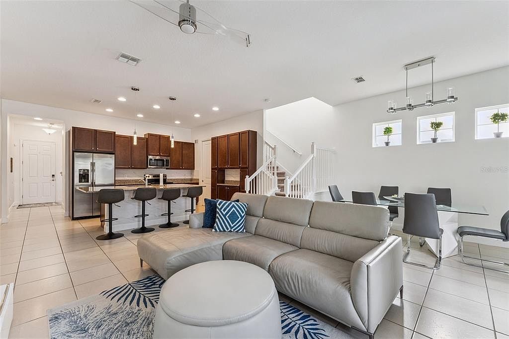 294 Captiva Dr Davenport, FL 33896 - Thumbnail 4