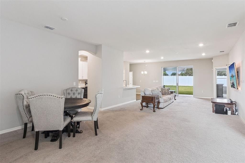 1069 Montgomery Ln Polk City, FL 33868 - Thumbnail 4