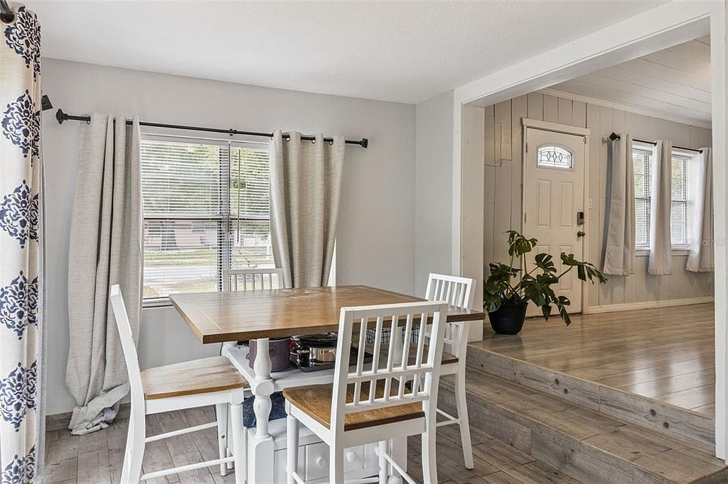 3323 Avenue J NW Winter Haven, FL 33881 - Thumbnail 4