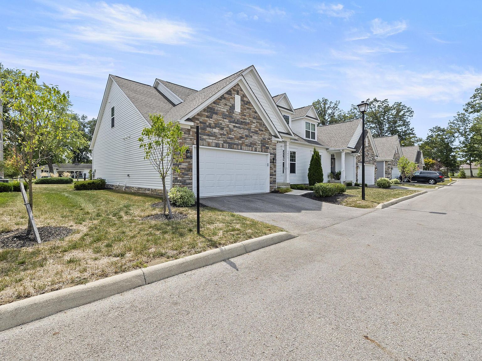 1657 Ainwick Bnd #A Grove City, OH 43123 - Thumbnail 4