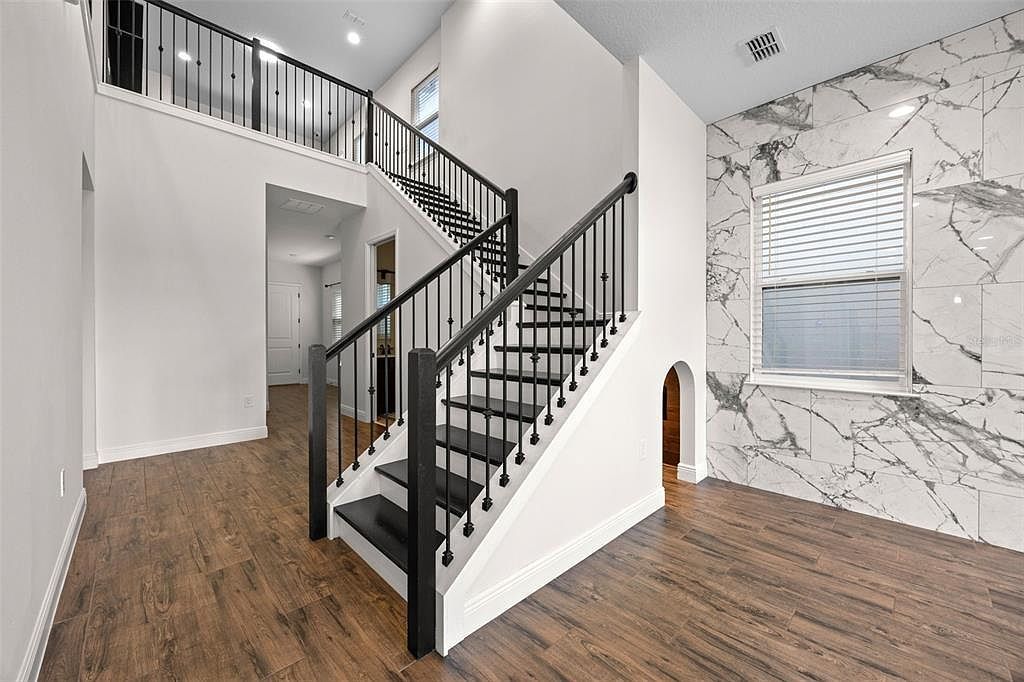 15702 Vetta Dr Montverde, FL 34756 - Thumbnail 4