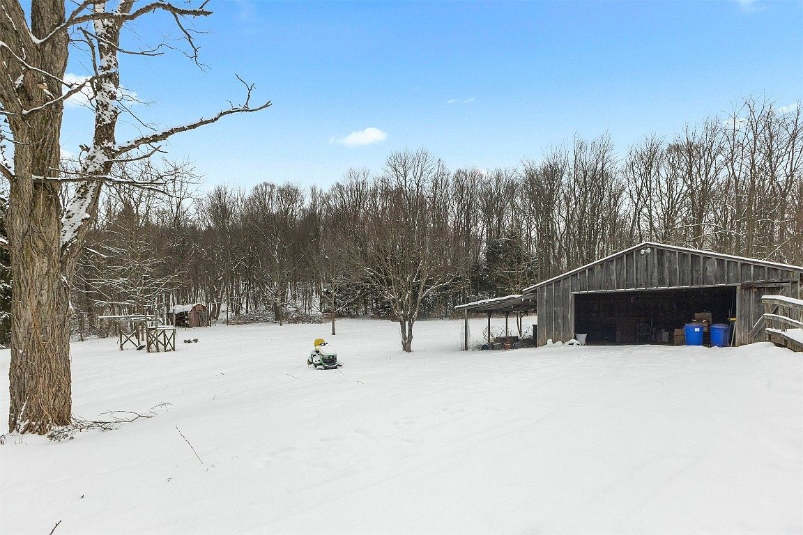 944 Anne Rd Windsor, NY 13865 - Thumbnail 4