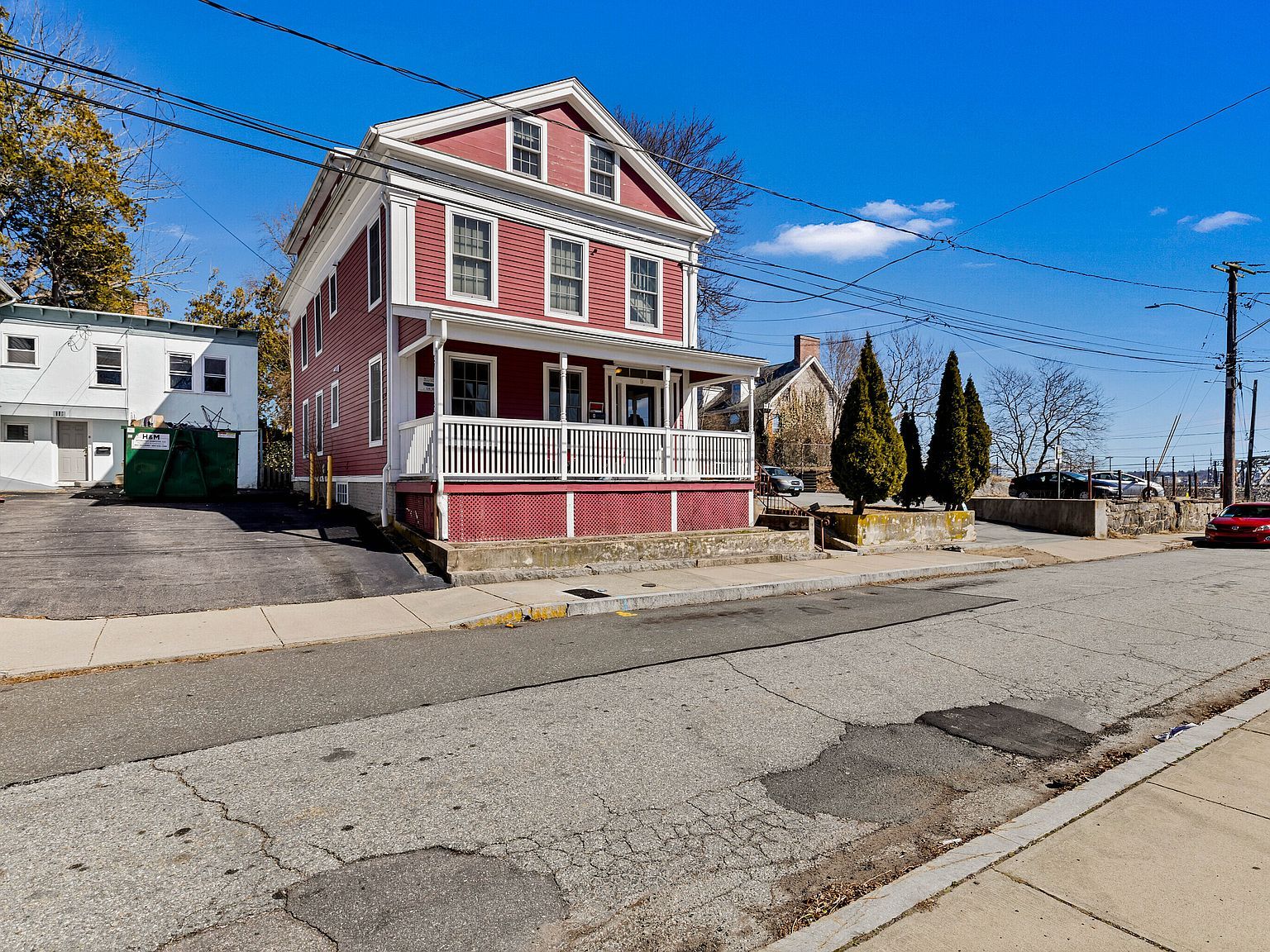 9 Brewer St APT 3 New London, CT 06320 - Thumbnail 4