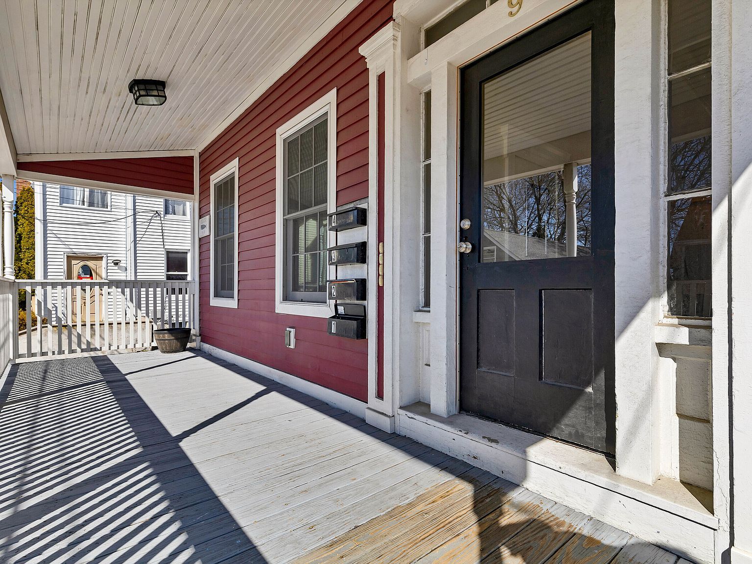 9 Brewer St APT 2 New London, CT 06320 - Thumbnail 4