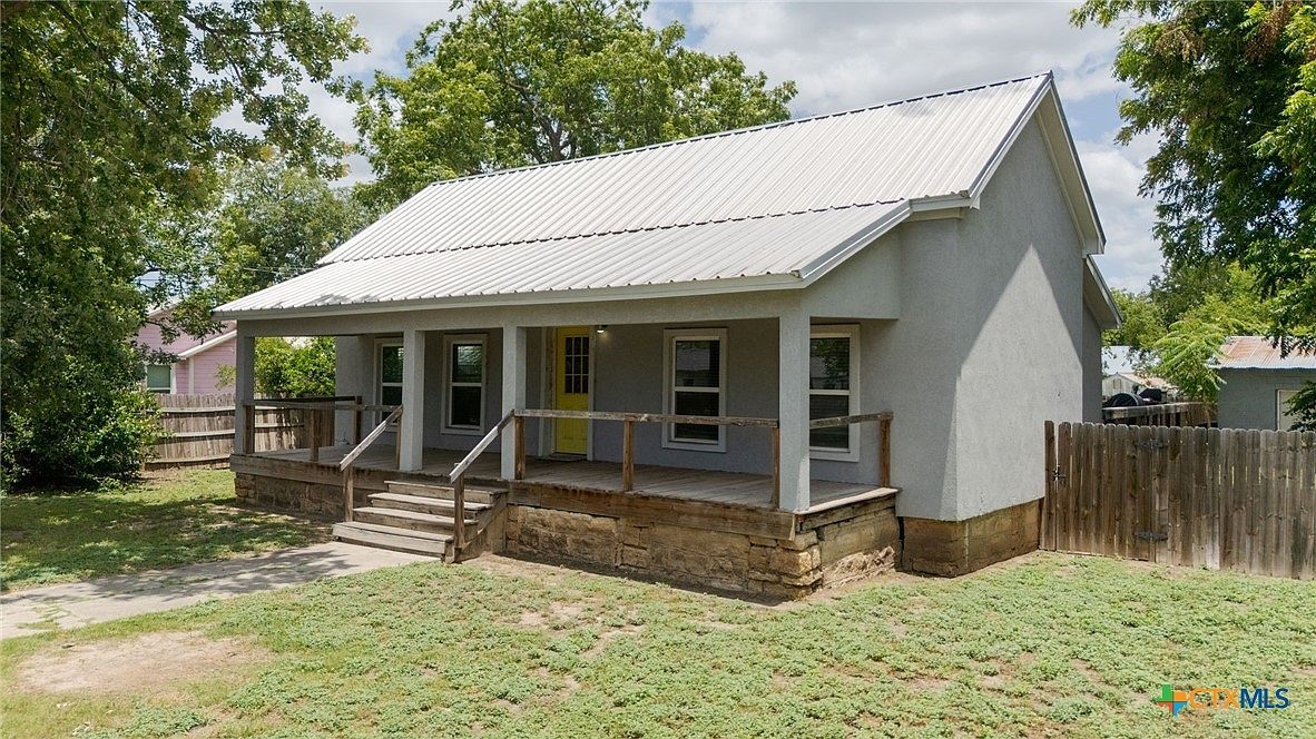 607 S Main St Lampasas, TX 76550 - Thumbnail 4
