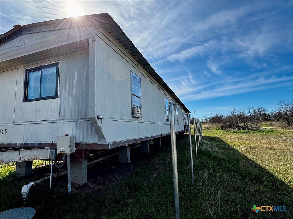 625 Houston St Kingsland, TX 78639 - Thumbnail 4