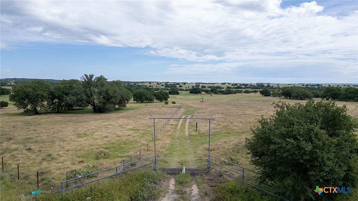 391 E Highway 84 Goldthwaite, TX 76844 - Thumbnail 4