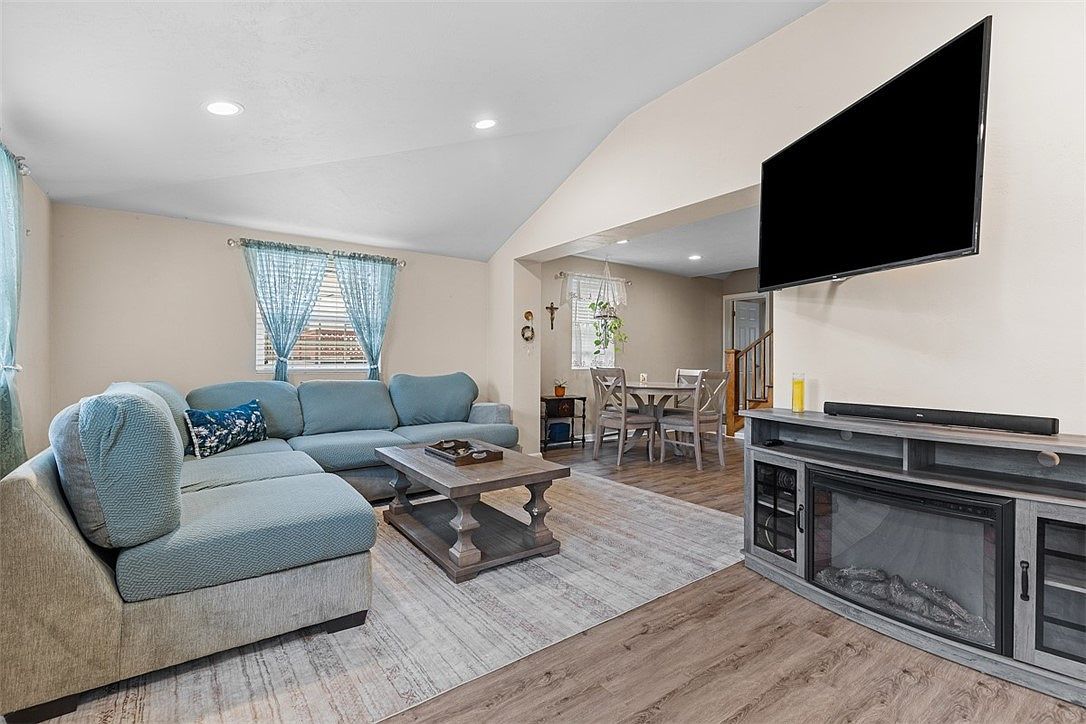 4673 Mill Stream Ct Murrysville, PA 15668 - Thumbnail 4