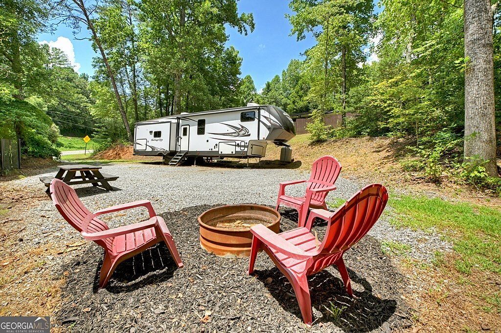 881 Aska Rd Blue Ridge, GA 30513 - Thumbnail 4